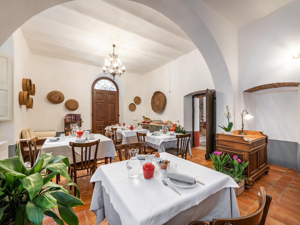 Palazzo Cherchi Dorgali Εξωτερικό φωτογραφία