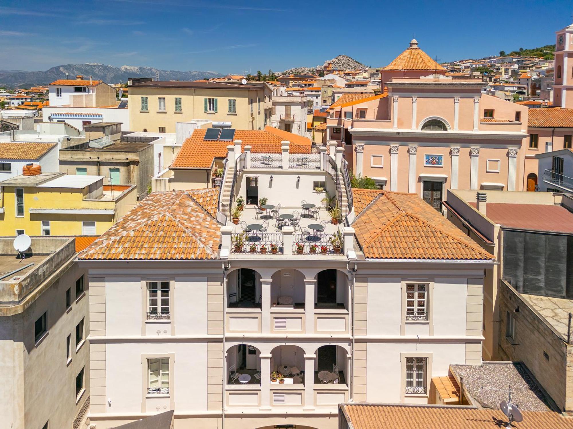 Palazzo Cherchi Dorgali Εξωτερικό φωτογραφία